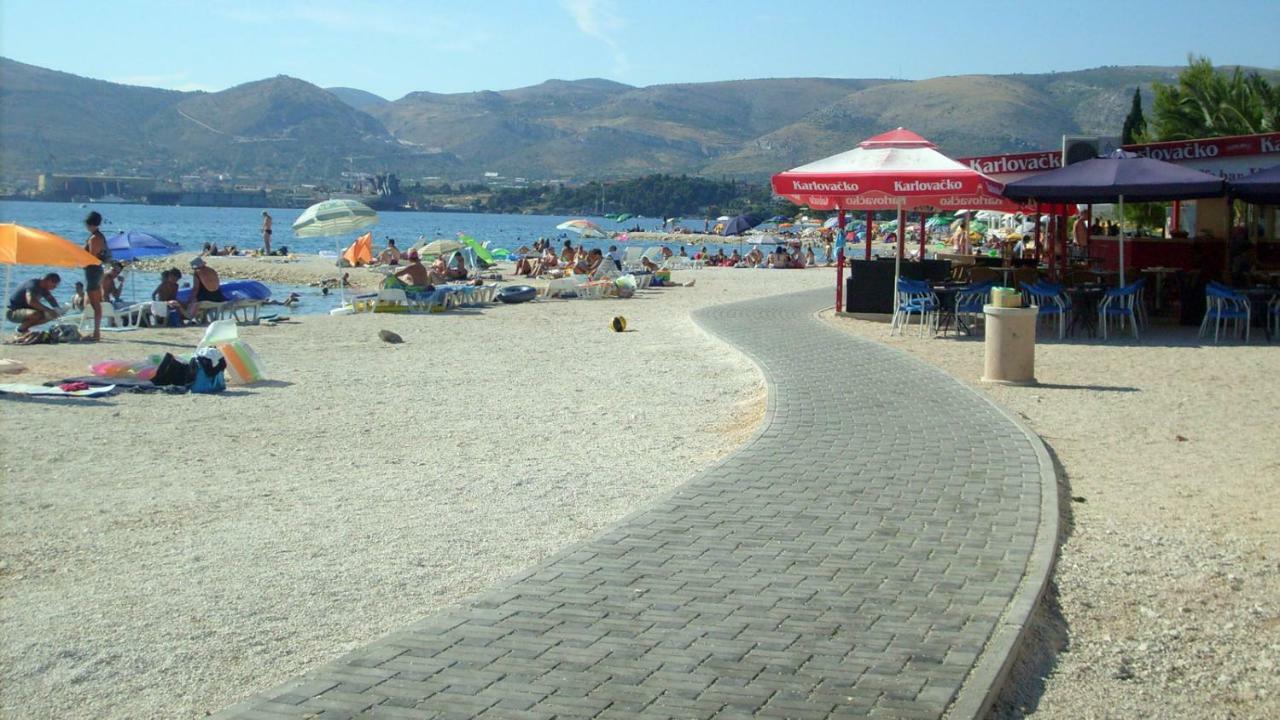 Villa Uno Трогир Екстериор снимка
